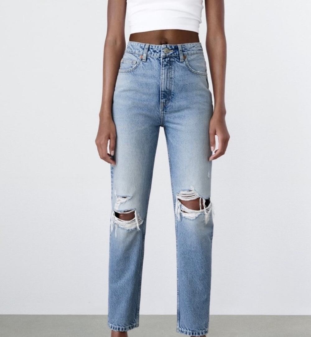 Zara Ripped Mom Fit Jeans Size 8 Distressed High Rise Light Wash Straight Leg